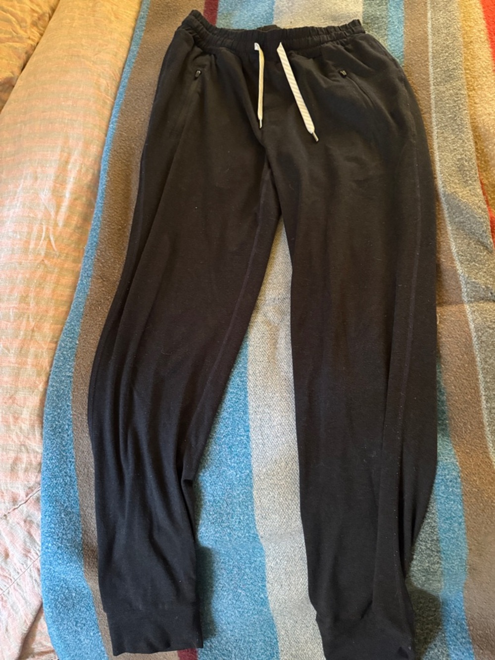 Vuori Black Jogger Pants with Grey Drawstring